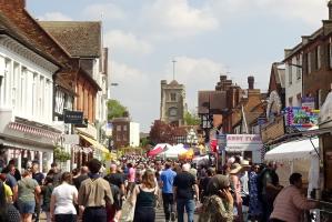 Pinner High St on St George's Day